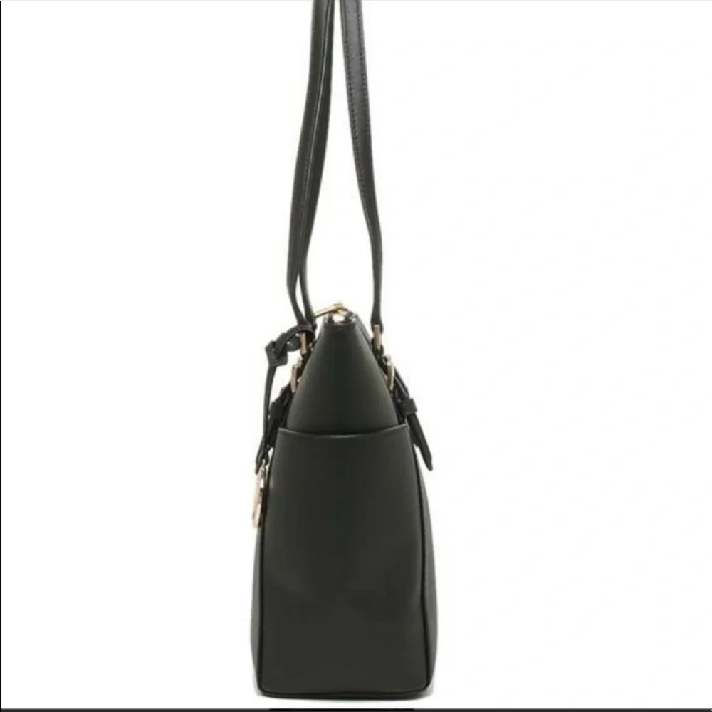 MICHAEL KORS CHARLOTTE LARGE TOP ZIP TOTE BLACK